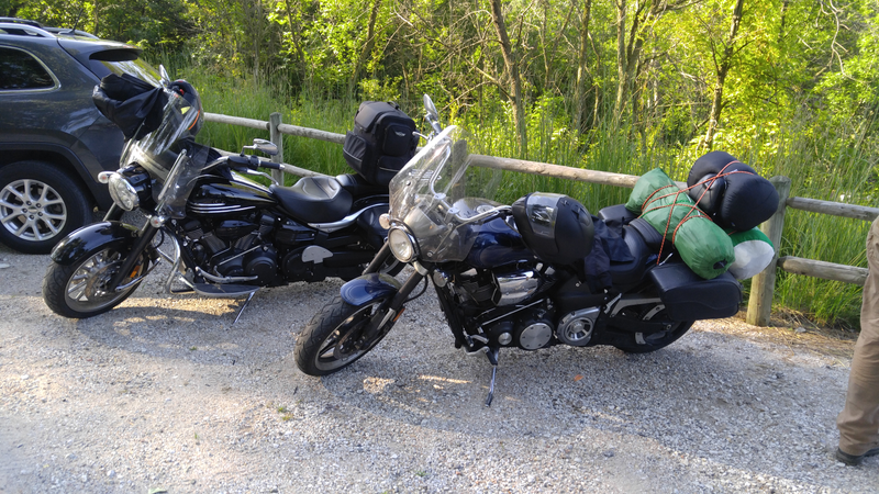 Illustration for article titled Bike camping trip to see Big Boy 4014.